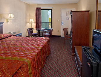 Super 8 By Wyndham Hattiesburg North Экстерьер фото